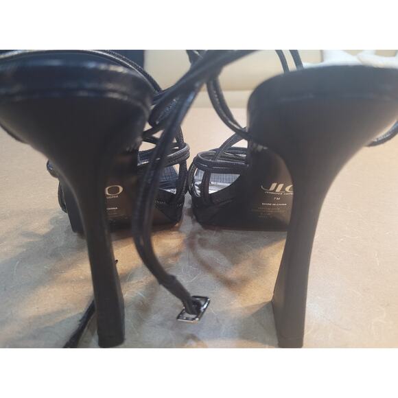 JLo Blk Strappy Heels 5" Square Toe Sz 7M - Picture 7 of 8